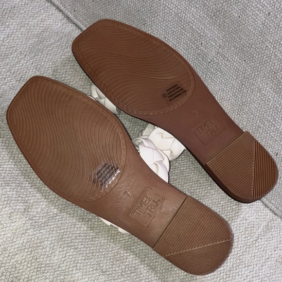 Time and Tru women’s size 7 off White Braided memory foam Sandals - Picture 9 of 14